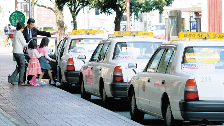 福岡県福岡市西区小戸のタクシードライバーの求人情報イメージ - 株式会社姪浜タクシー - No.86367-03