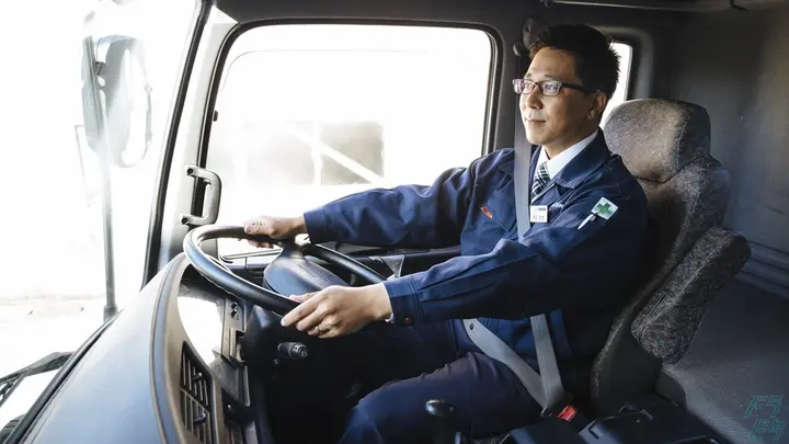 広島県東広島市八本松町原の大型トラックドライバーの求人情報イメージ - 株式会社三井開発 本社 - No.87572-02