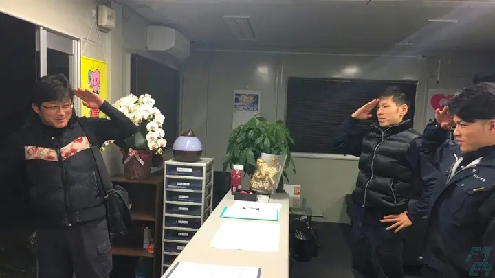 福岡県古賀市米多比の中型トラックドライバーの求人情報イメージ - 株式会社孝龍 - No.87062-02