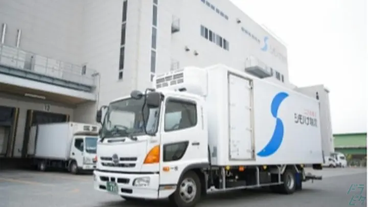 福岡県糟屋郡久山町山田の中型トラックドライバーの求人情報イメージ - シモハナ物流株式会社 福岡第一営業所 - No.86999-03