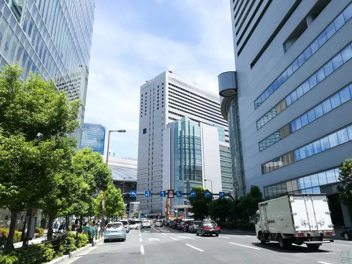 千葉県千葉市若葉区若松町の中型トラックドライバーの求人情報イメージ - 日本ピアノ運輸株式会社 - No.86427-01