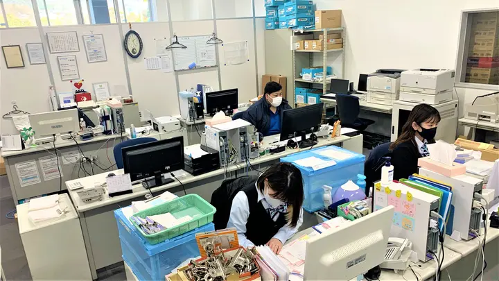 関東摂津運輸有限会社 中部物流センターのトラック求人　No.94829
