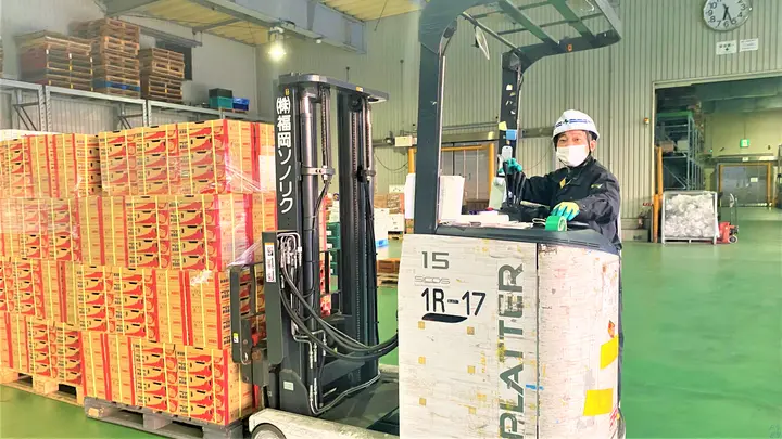 株式会社福岡ソノリク 株式会社HINAKAのトラック求人　No.96156