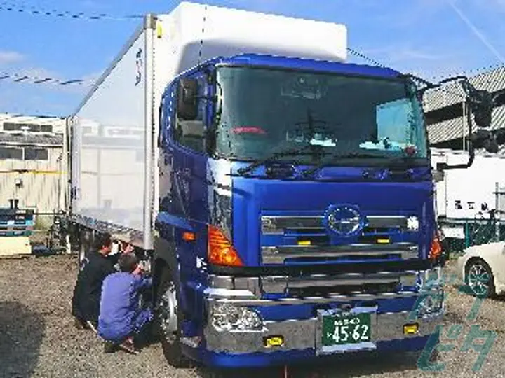 愛知県小牧市の大型トラックドライバーの求人情報イメージ - 協立運輸株式会社  本社 - No.31860-02