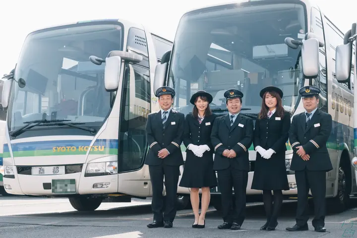 観光バスの運転 大型運転経験が活きる 月36万 土日や連休取得可 7 大阪市生野区の求人 ドラピタ