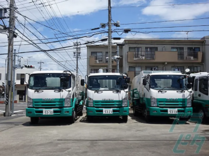 愛知県小牧市の中型トラックドライバーの求人情報イメージ - 第一環境株式会社  小牧営業所 - No.31664-03