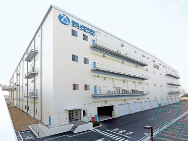 無料送迎バスで通勤ラクラクッ 設立67年の安定企業でリフト作業員 5402 横浜市の求人 ドラピタ