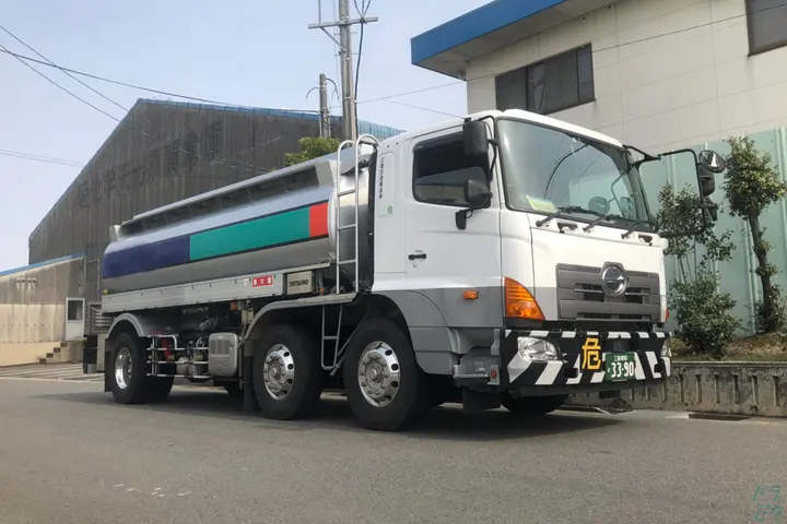 過去に経験あり もok 経験者必見 大型タンクローリー 東証一部上場 7316 四日市市の求人 ドラピタ