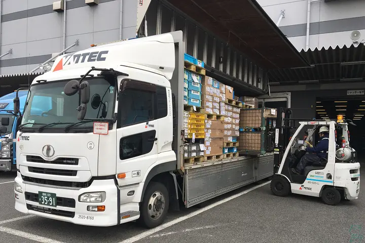 働き方改革 土日休 少残業 力仕事ナシ 女性も楽々活躍中 4t 10t 13 横須賀市の求人 ドラピタ