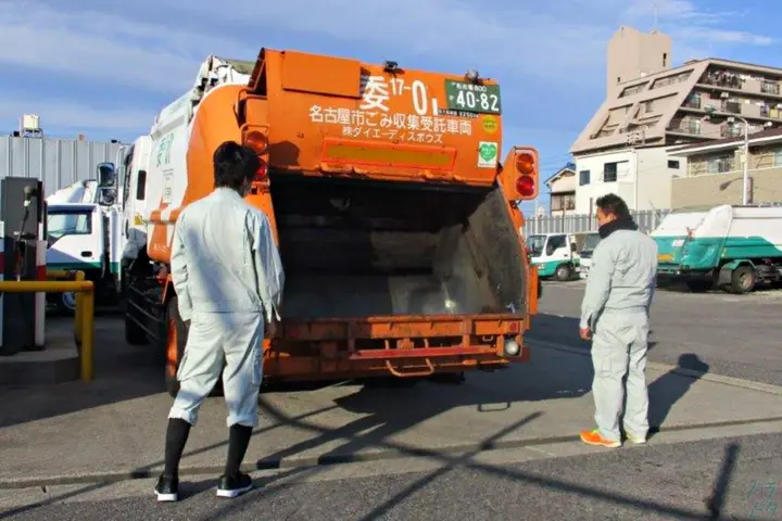 行政の仕事で安定 初月から月給30万円以上 近距離運転のみのパッカー車 13596 名古屋市中村区の求人 ドラピタ