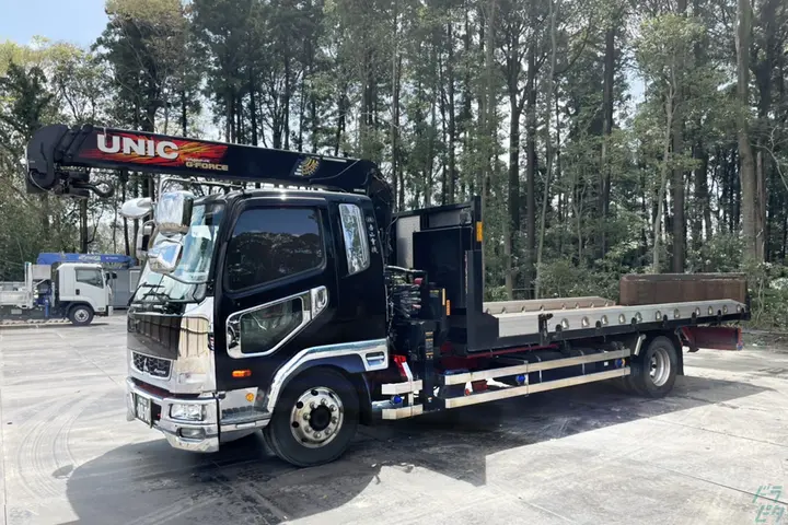 30代が活躍中！同世代と一緒に働く／6tユニック運転手