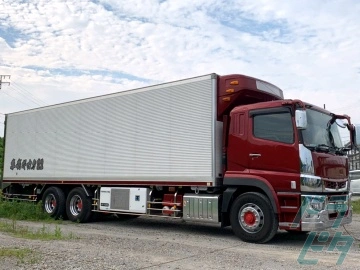 千葉県富里市の大型トラックドライバーの求人情報イメージ - 株式会社タカギ商事 - No.44705-02