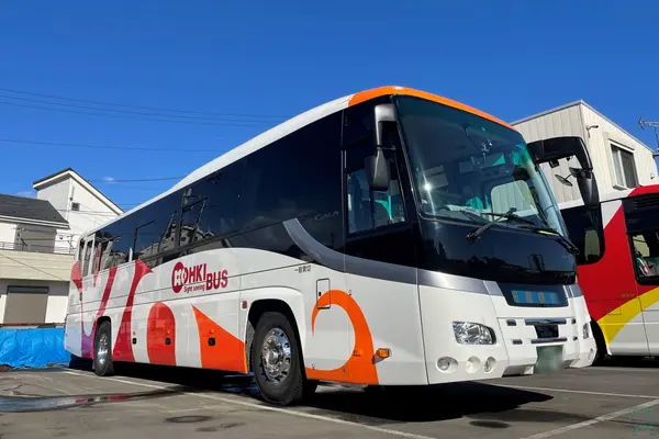 東京都あきる野市の観光バス乗務員の求人情報イメージ - 光輝観光バス株式会社  東京営業所 - No.72419-01