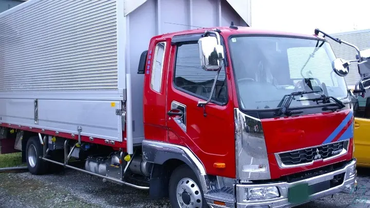 埼玉県さいたま市西区塚本町の中型トラックドライバーの求人情報イメージ - 光和輸送株式会社 - No.87022-02