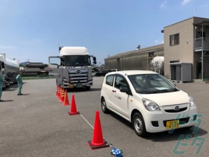 山口県周南市のタンクローリードライバーの求人情報イメージ - 日本液体水素株式会社 - No.21541-04