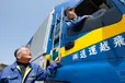 石川県金沢市の大型トラックドライバーの求人情報イメージ - 飛越運送株式会社 金沢配送センター - No.62636-01