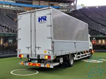 東京都江戸川区の中型トラックドライバーの求人情報イメージ - 株式会社H&R - No.62237-03