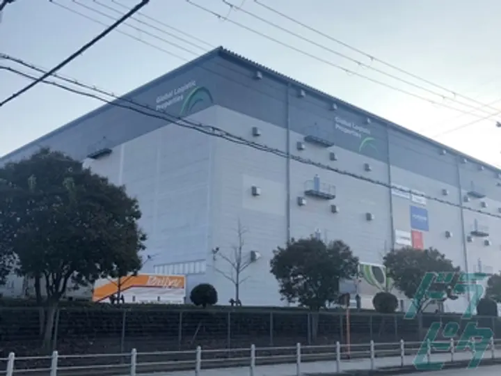 大阪府大阪市住之江区の小型トラックドライバーの求人情報イメージ - 鴻池運輸株式会社　関西支店　堺営業所 住之江物流センター - No.77944-04