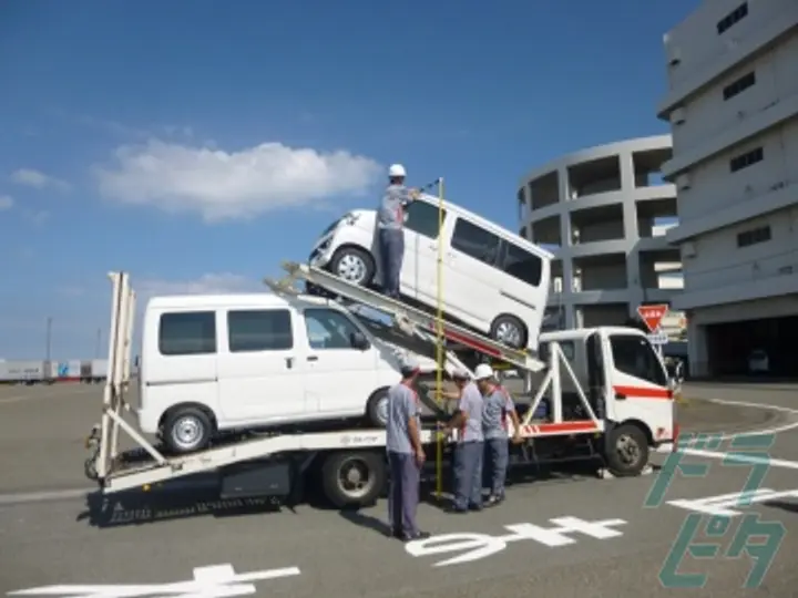 神奈川県川崎市の中型トラックドライバーの求人情報イメージ - 株式会社マルノウチ 横浜営業所 - No.42025-03