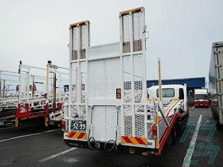 新潟県見附市のトレーラー（牽引）の求人情報イメージ - 新潟日梱株式会社 見附営業所 - No.75759-03