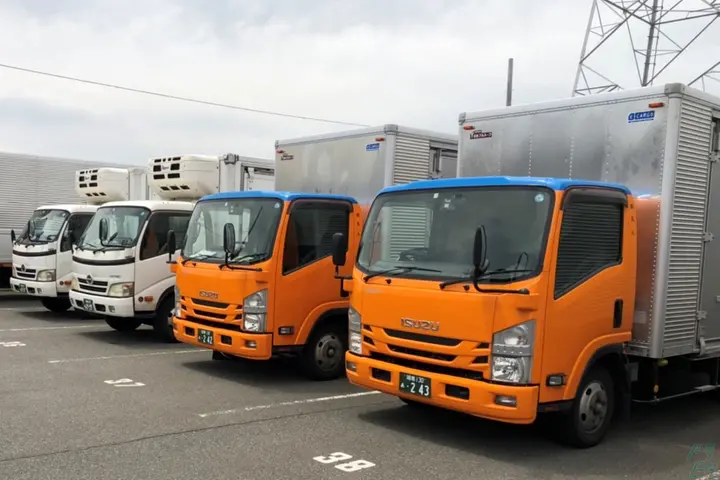 神奈川県藤沢市稲荷の小型トラックドライバーの求人情報イメージ - 株式会社丸人 - No.51356-01