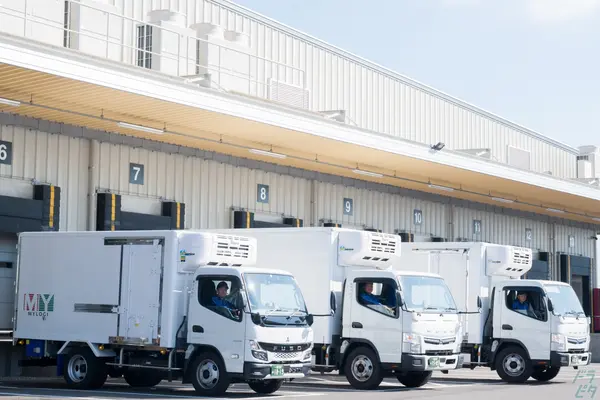 愛知県小牧市の中型トラックドライバーの求人情報イメージ - 株式会社マイロジ  小牧物流センター - No.32796-01
