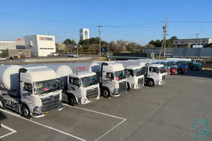 景気に左右されにくい◎イワタニグループの大型ローリー