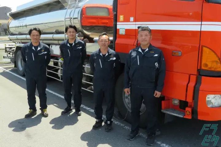 三重県四日市市の大型トラックドライバーの求人情報イメージ - エス・エヌ・ケー・テクノ株式会社 - No.50443-01