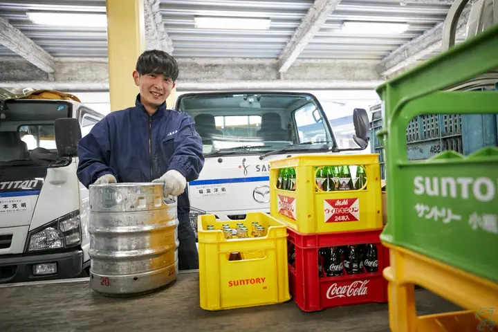 愛知県名古屋市中区の小型トラックドライバーの求人情報イメージ - 株式会社サカツコーポレーション 本社 - No.42712-01