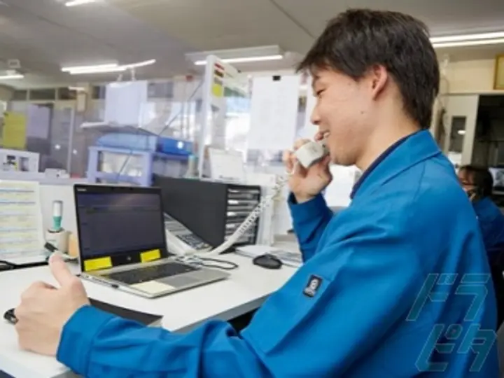 埼玉県加須市の中型トラックドライバーの求人情報イメージ - 株式会社富士エコー 埼玉センター - No.77093-03