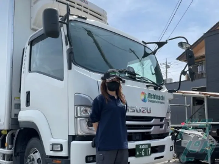 群馬県高崎市の中型トラックドライバーの求人情報イメージ - 西町運輸倉庫株式会社 群馬営業所 - No.43419-04