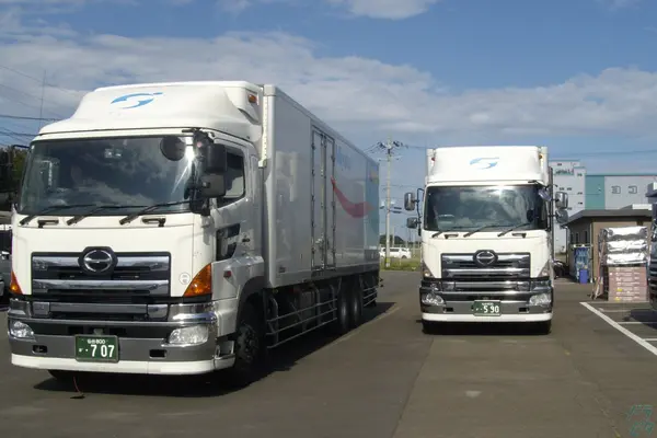 宮城県仙台市宮城野区の大型トラックドライバーの求人情報イメージ - 東北宮田物流株式会社 - No.85709-01