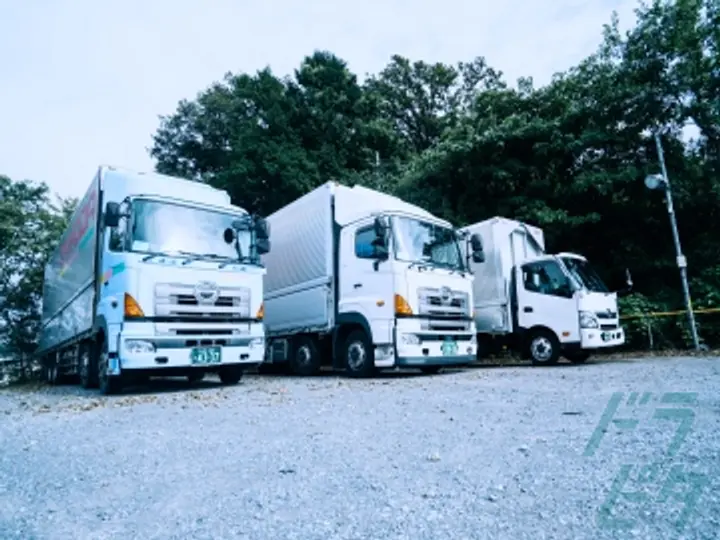 東京都西多摩郡瑞穂町の大型トラックドライバーの求人情報イメージ - 株式会社グリット 本社営業所 - No.83632-02