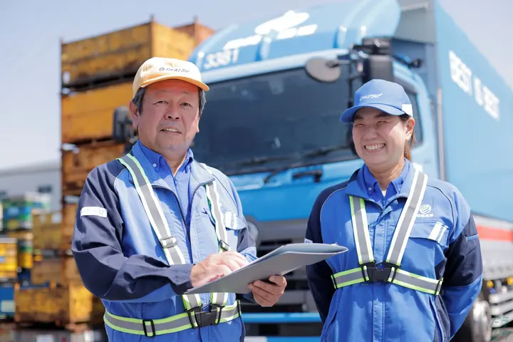 愛知県豊田市の大型トラックドライバーの求人情報イメージ - 岡崎通運株式会社 高岡ロジネット・センター - No.46936-01