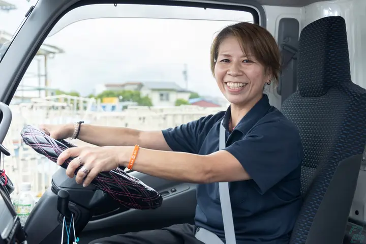 栃木県足利市の中型トラックドライバーの求人情報イメージ - 株式会社ヤマシタ  栃木事業所 - No.47934-01