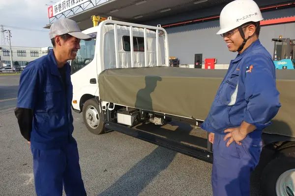 愛知県小牧市の中型トラックドライバーの求人情報イメージ - オーエスケー株式会社  小牧市 - No.55504-01