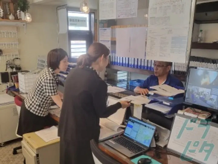 静岡県三島市の配車スタッフの求人情報イメージ - 株式会社東髙運輸 三島営業所 - No.79897-04