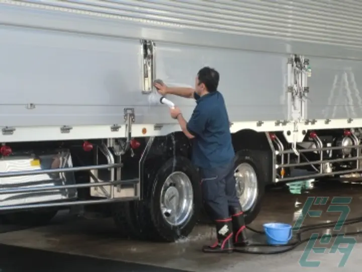 有限会社康進運輸の転職情報　No.64857