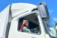 愛知県一宮市の中型トラックドライバーの求人情報イメージ - 株式会社イズミ - No.63110-01