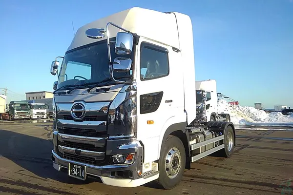 愛知県名古屋市港区のトレーラー（牽引）の求人情報イメージ - 有限会社エッチ・エイサービス - No.79973-01