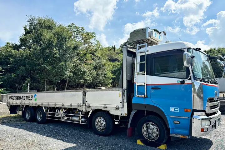 香川県高松市の大型トラックドライバーの求人情報イメージ - 下笠居運輸株式会社 本社 - No.48539-01