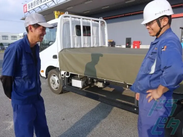 愛知県豊川市の中型トラックドライバーの求人情報イメージ - オーエスケー株式会社  豊川市 - No.50735-03