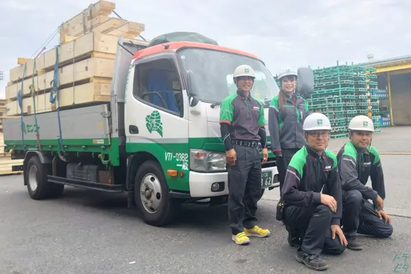 埼玉県戸田市の小型トラックドライバーの求人情報イメージ - 埼玉南センコーロジ株式会社 戸田車輌 - No.51763-01