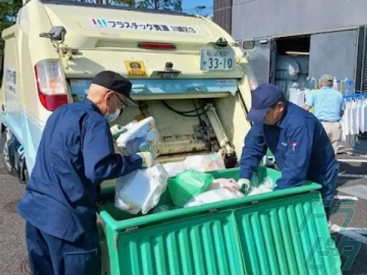 神奈川県川崎市幸区の小型トラックドライバーの求人情報イメージ - 有限会社宇佐美 夢見ヶ崎営業所 - No.51610-04