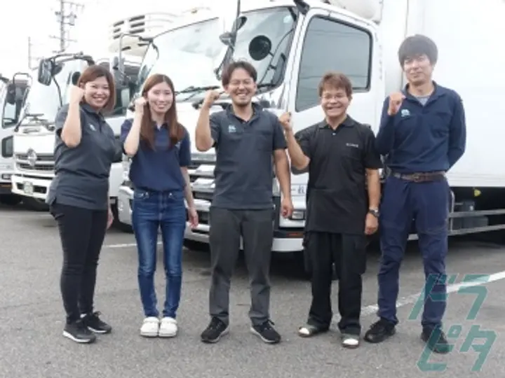 愛知県名古屋市港区の中型トラックドライバーの求人情報イメージ - 有限会社小島商事 - No.51625-04