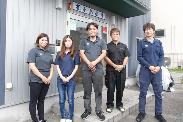 愛知県名古屋市港区の中型トラックドライバーの求人情報イメージ - 有限会社小島商事 - No.51625-01