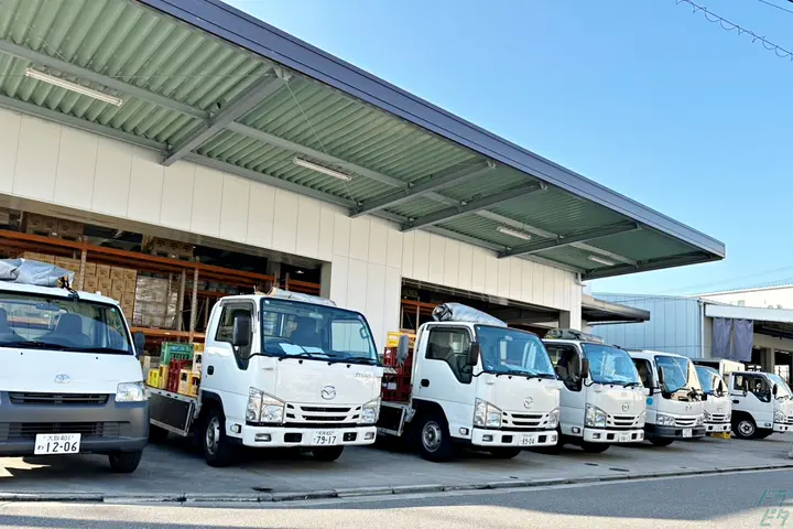 大阪府松原市の小型トラックドライバーの求人情報イメージ - 株式会社小松屋 - No.53056-01