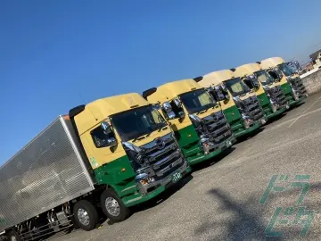 大阪府茨木市の大型トラックドライバーの求人情報イメージ - 扶桑グループ （株式会社扶桑物流　大阪営業所） - No.82395-02