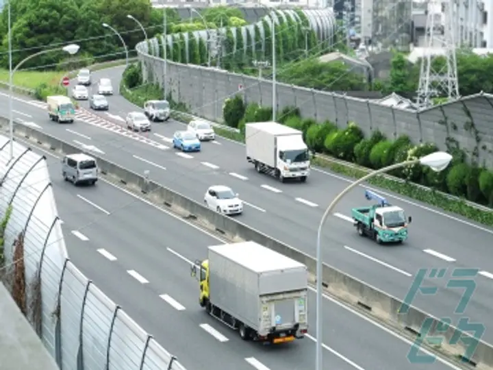 埼玉県越谷市の小型トラックドライバーの求人情報イメージ - 協和興運株式会社 - No.53013-03