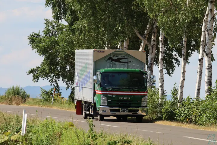 北海道苫小牧市の中型トラックドライバーの求人情報イメージ - 札樽自動車運輸株式会社  苫小牧支店 - No.54256-01